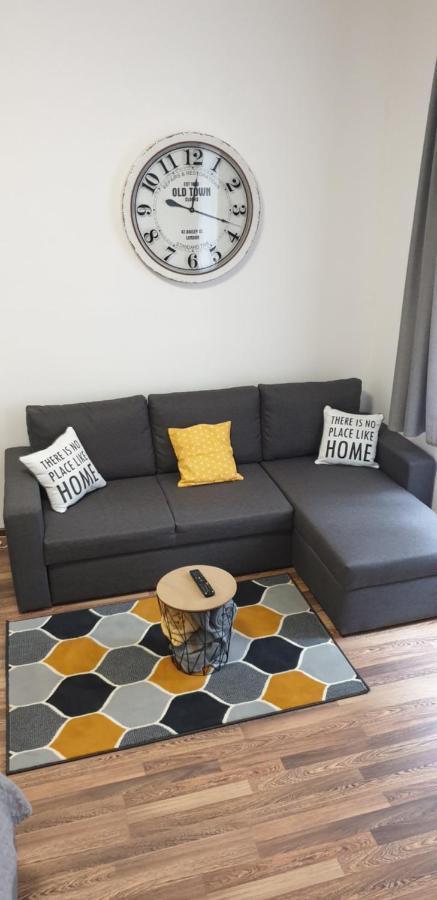 Monika'S Apartment Карловы Вары Экстерьер фото