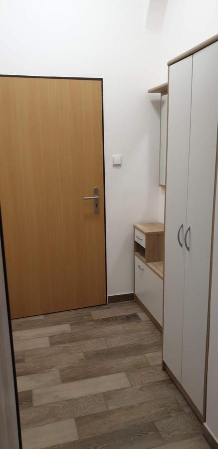 Monika'S Apartment Карловы Вары Экстерьер фото